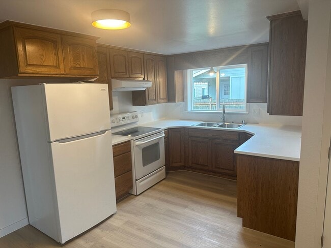 Building Photo - Mount Vernon 4 Bedroom