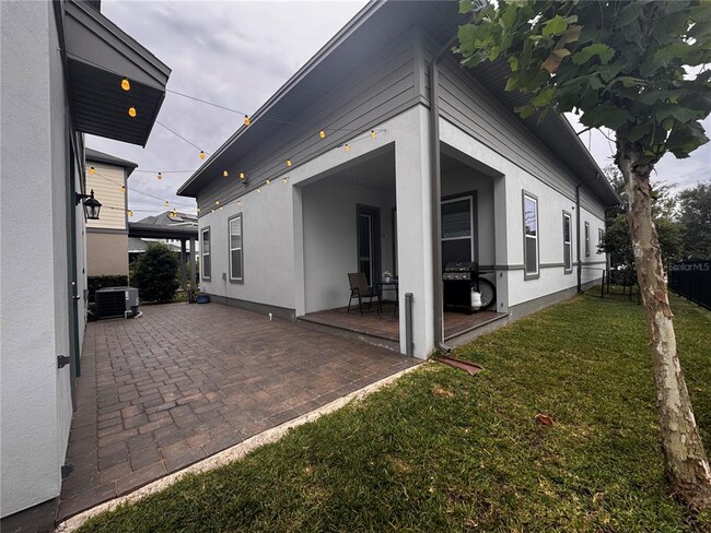 Building Photo - 6969 Arnoldson St