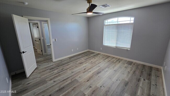 Building Photo - 23451 N El Frio Ct