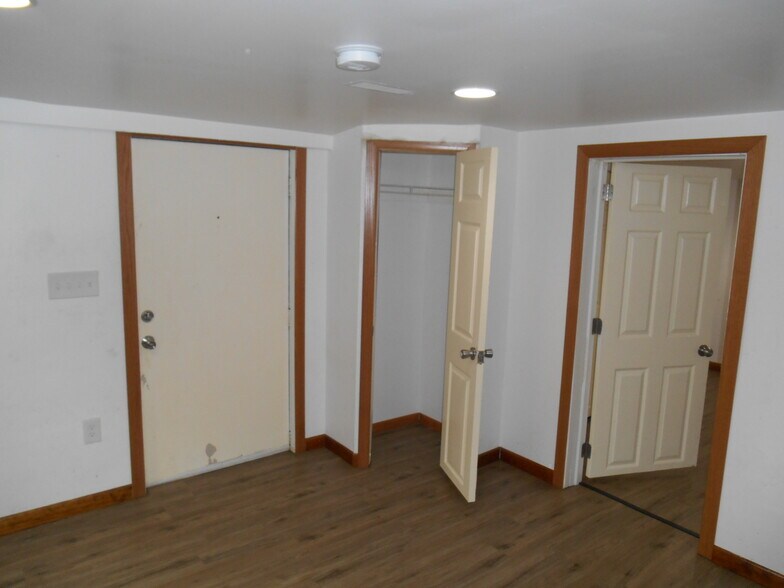 Building Photo - 161-1 Columbus Ave