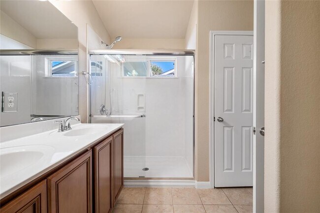 Building Photo - 708 Niobrara River Dr