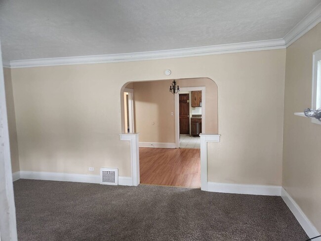 Building Photo - 481 E 147th St