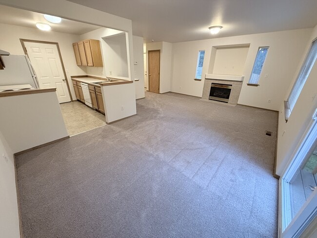 Building Photo - 502 91st Ave SE