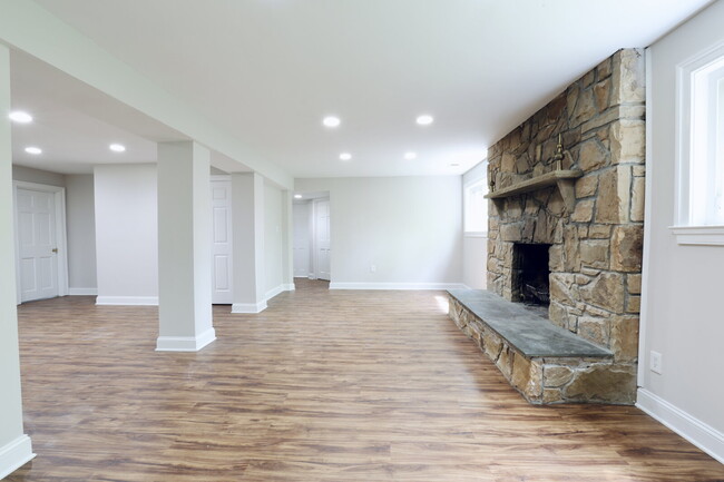 Building Photo - Welcome Home