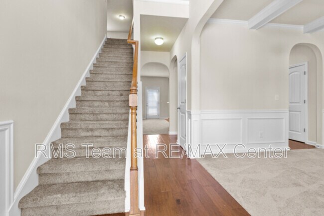 Building Photo - 3379 Gardenside Walk SW