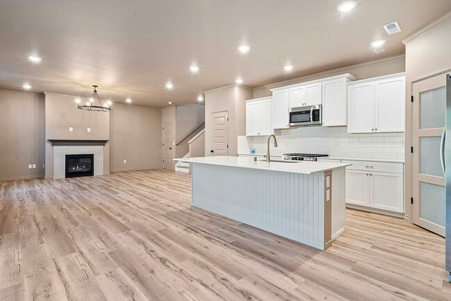 Building Photo - 4350 Nettle Dr SE