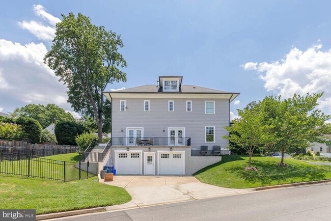 Building Photo - 4917 Bayard Blvd