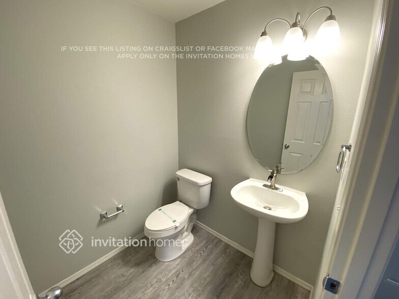 Building Photo - 29145 53rd Pl S