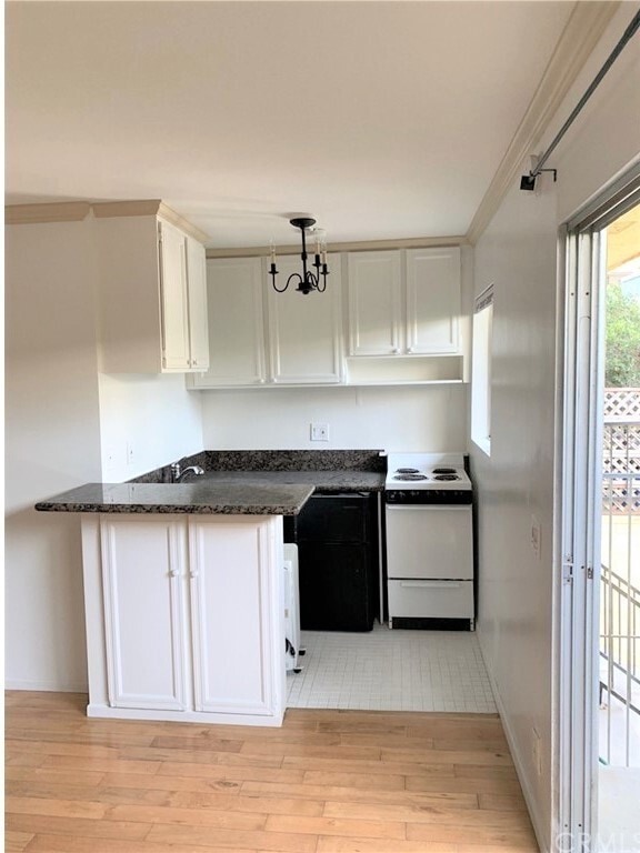 Building Photo - MR0021 (RUBS)