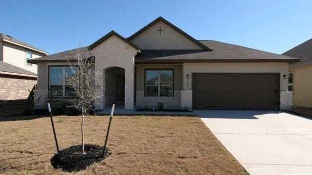 Building Photo - 5633 Briar Fld