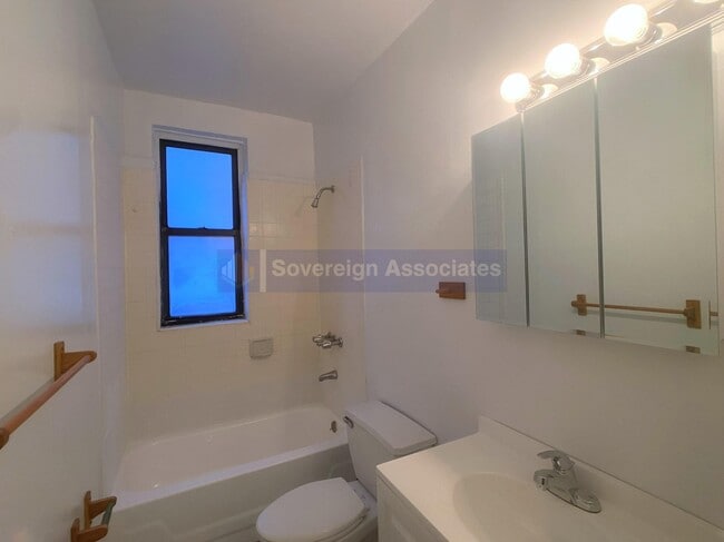 Floorplan - 182 Claremont Avenue