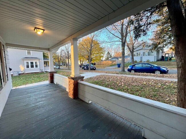 Building Photo - 3 Bed 1 Bath Single Family Home in Wausau