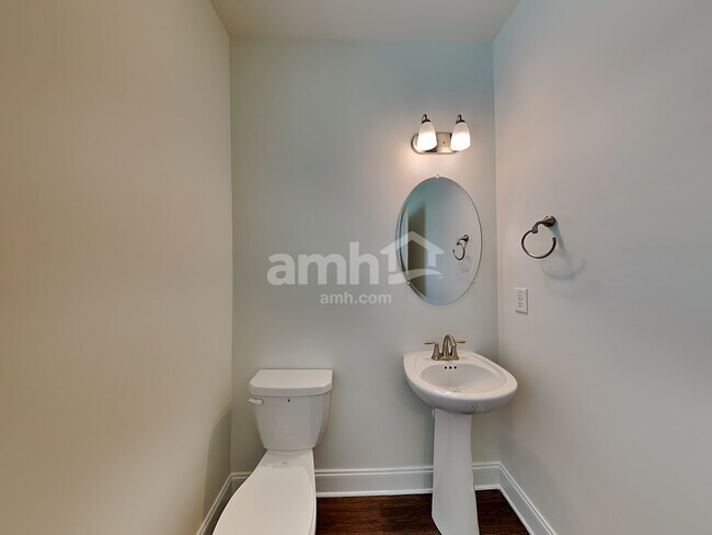 Building Photo - 6194 Bridlewood Ln