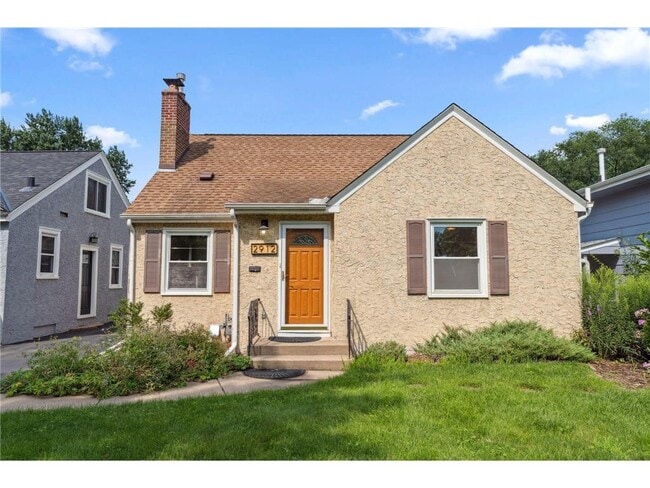 Primary Photo - 2912 Florida Ave S
