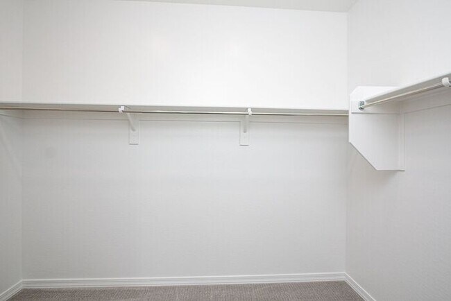 Building Photo - MOVE IN SPECAILS!! ONE MONTH RENT FREE!! Laveen Home Up For RENT! 4BD 2.5 BA