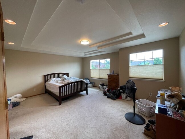 Building Photo - Beautiful two-story home located in Erie!