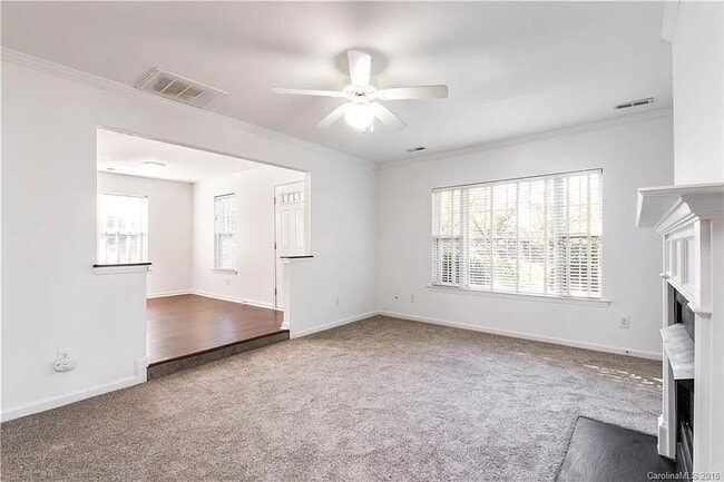 Building Photo - 3715 Melrose Cottage Dr