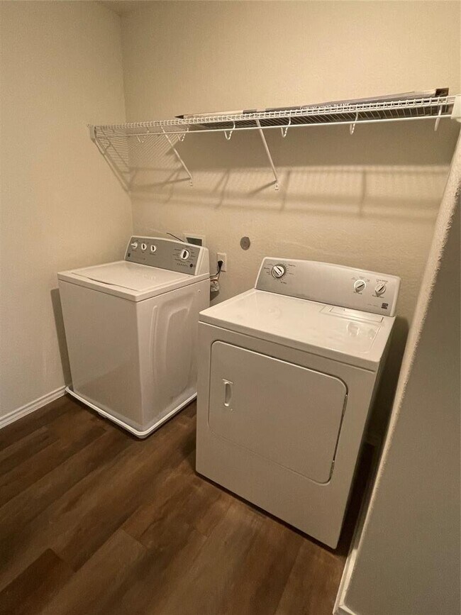 Building Photo - 443 Autumn Blaze