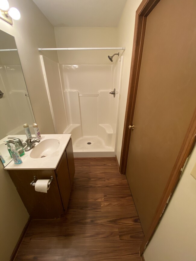 1st Floor Bathroom - 1553 Whitehall Blvd