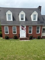 Building Photo - 129 Garber Ln
