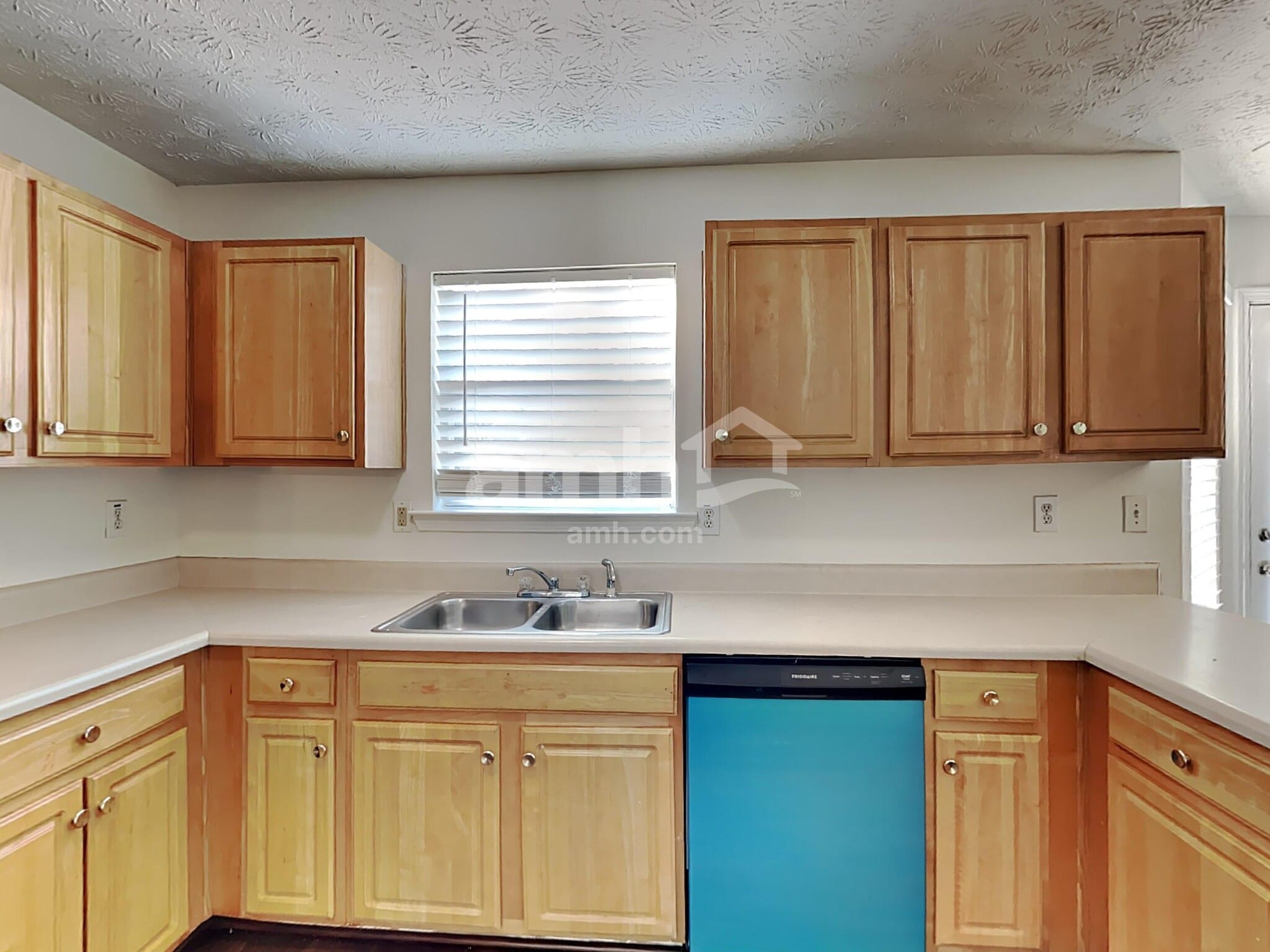 Building Photo - 750 Compton Ln