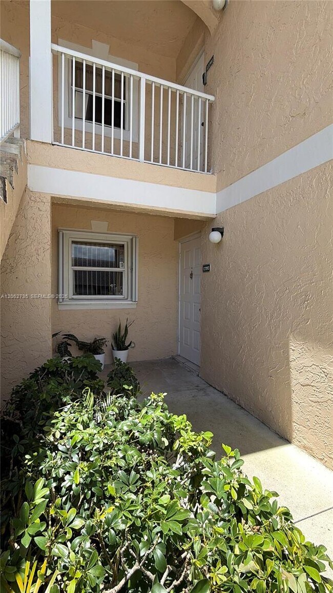 Building Photo - 12193 Royal Palm Blvd