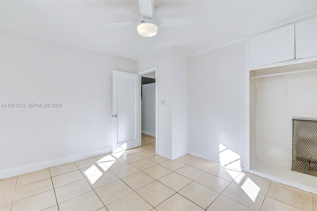 Building Photo - 13590 NW 5th Ave