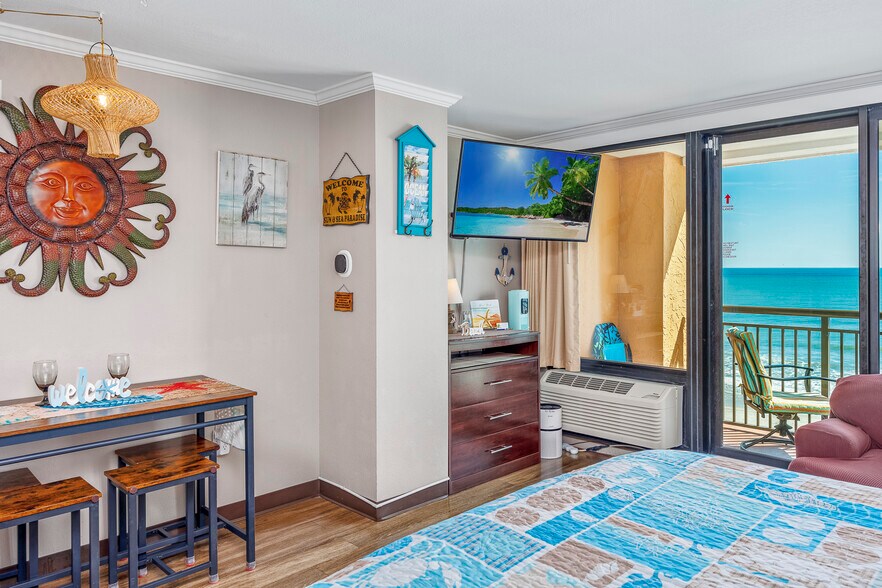 Building Photo - 6900 N Ocean Blvd