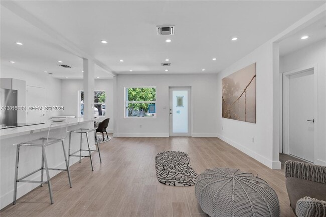 Building Photo - 742 NE 81st St