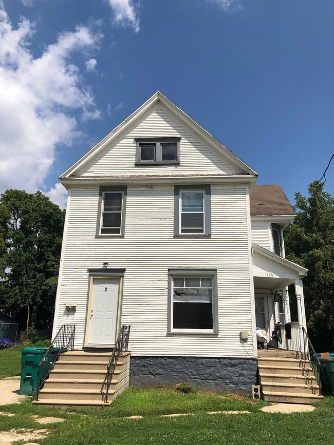 Building Photo - 417 Grant Ave
