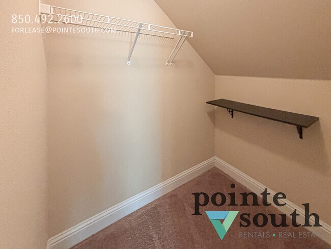 Building Photo - 24119 Weatherbee Park Dr