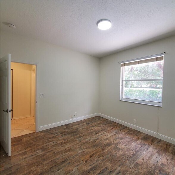 Building Photo - 2051 NW 125th Ter