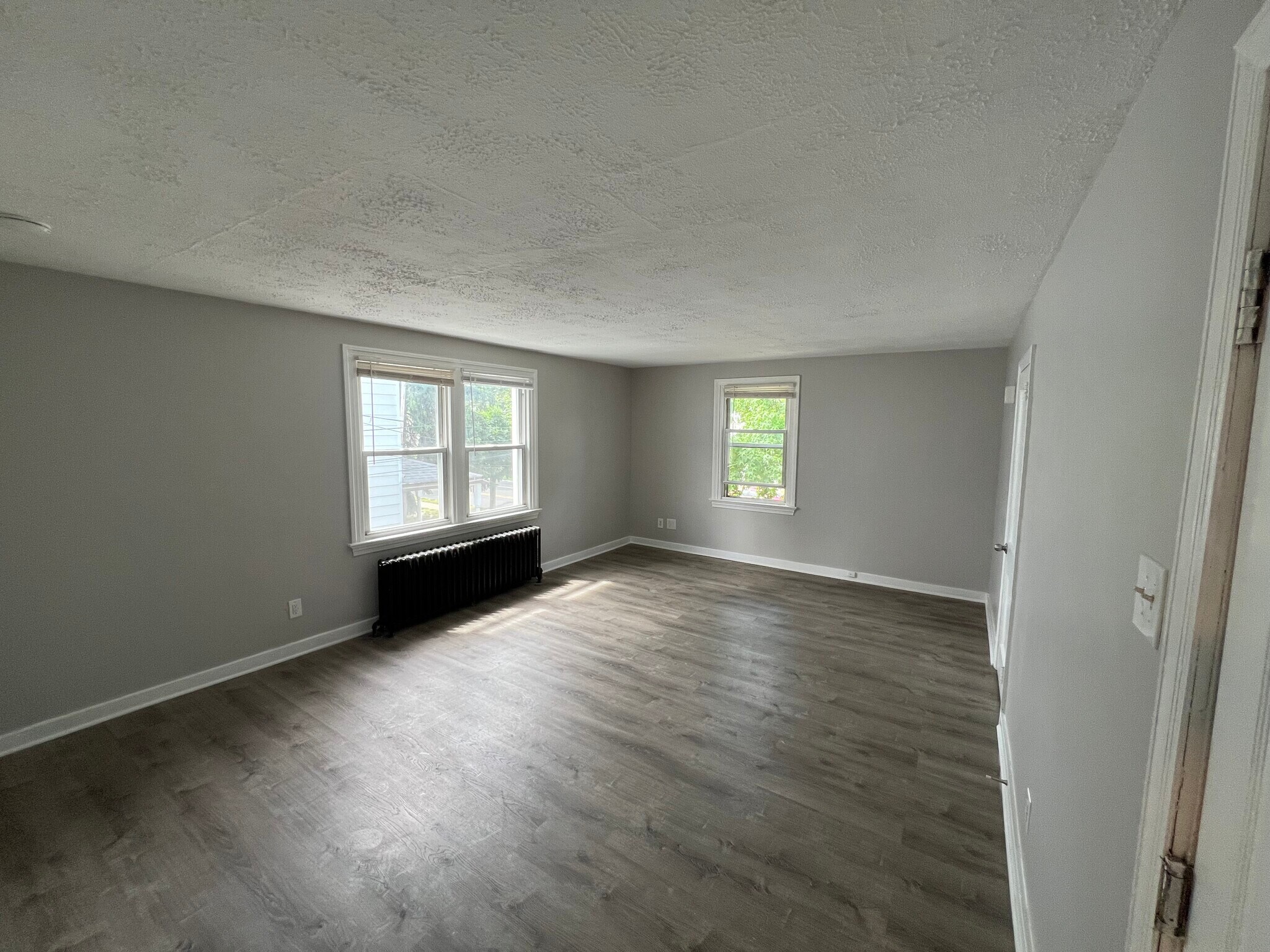 Building Photo - 420 Cinnaminson Ave