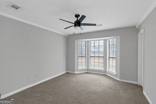 Building Photo - 321 Summerwood Ln