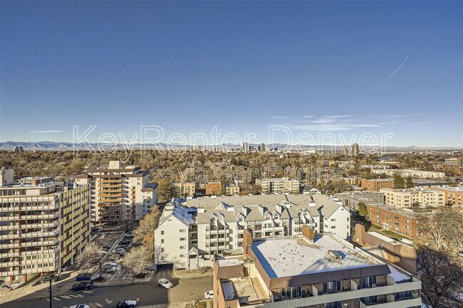 Building Photo - 1155 Ash St.