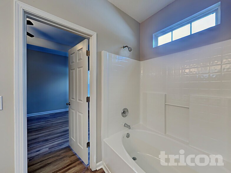 Building Photo - 153 Devon Forrest Dr