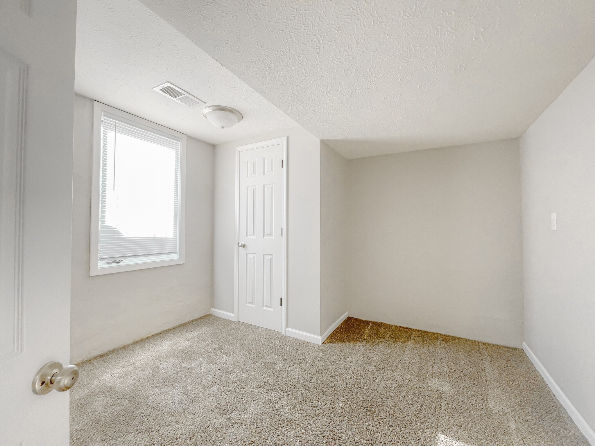 Building Photo - 1445 Plum St