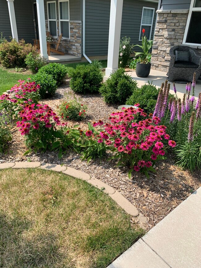 Building Photo - 104 Emerald Dr