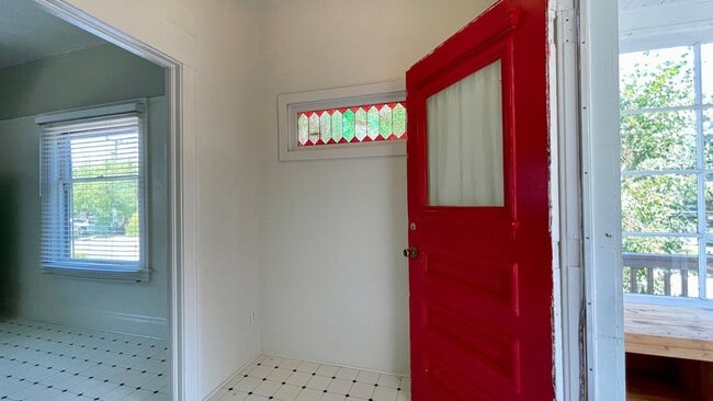Building Photo - Charming Railroad District 2-Bedroom with Large Deck and 1-Car Garage