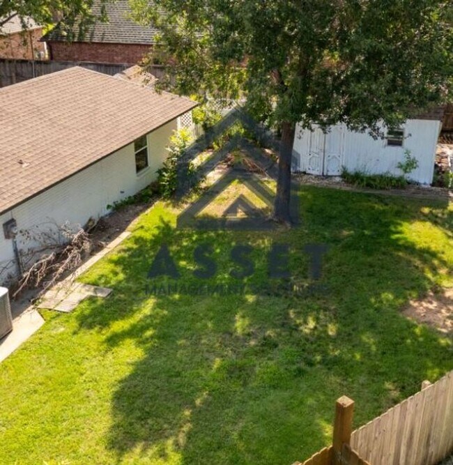 Building Photo - 801 Cogswell Cir