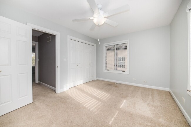 Building Photo - 840 N Northwest Hwy