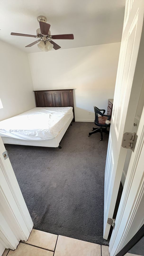 Building Photo - 161 E 70 S