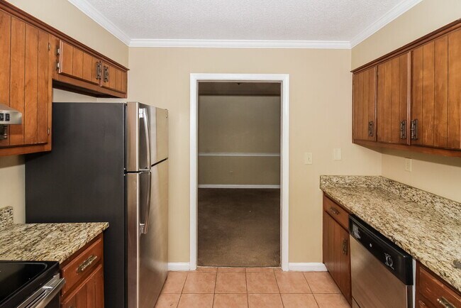 Building Photo - 4365 Ross Rd