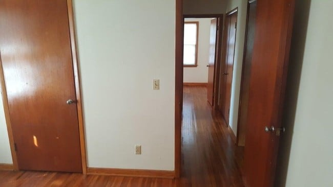 Interior Photo - Alicia's Garden