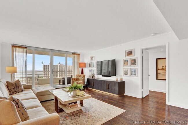 Building Photo - 4201 N Ocean Blvd