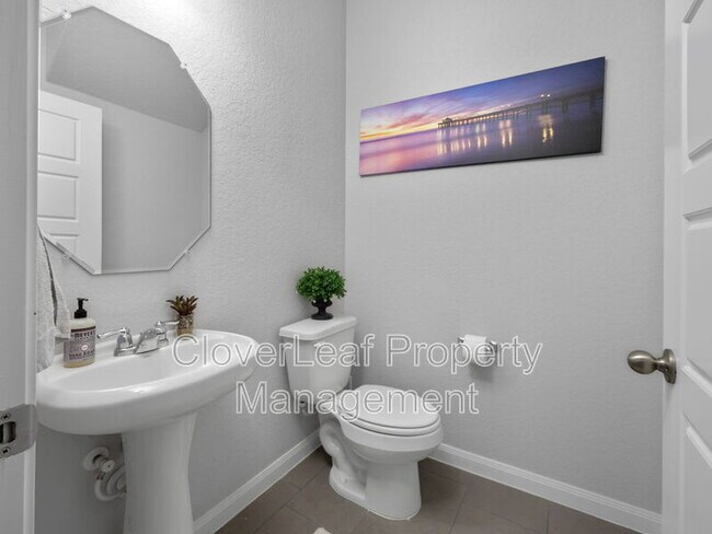 Building Photo - 6727 Comanche Post