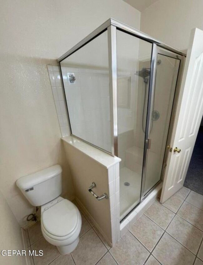 Building Photo - 206 Vic Clark Ct