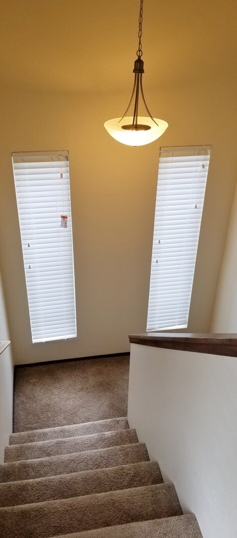 Building Photo - 757