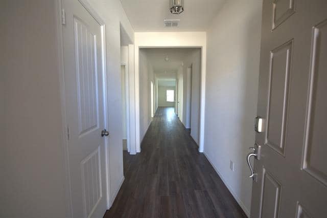 Building Photo - 1500 Acmite Ave