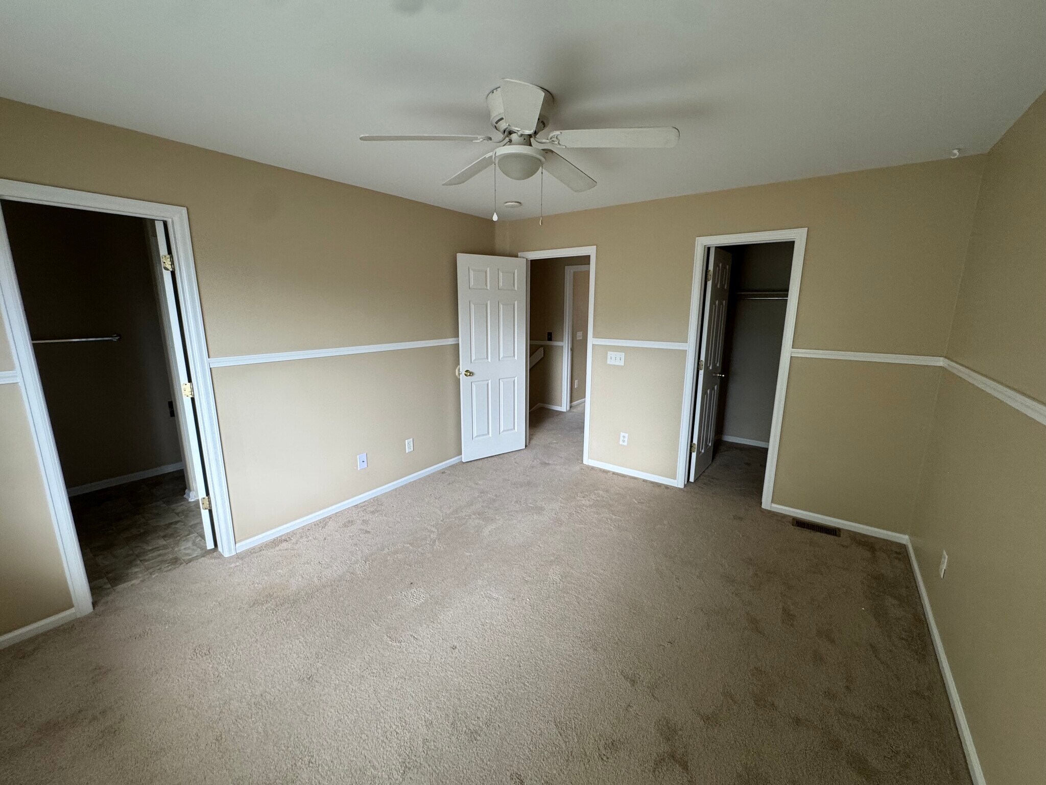 Building Photo - 4243 Gunbarrel Dr